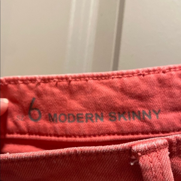 LOFT Pink Skinny Jeans | Size 6 | Stretch Modern Fit Denim - Picture 3 of 6